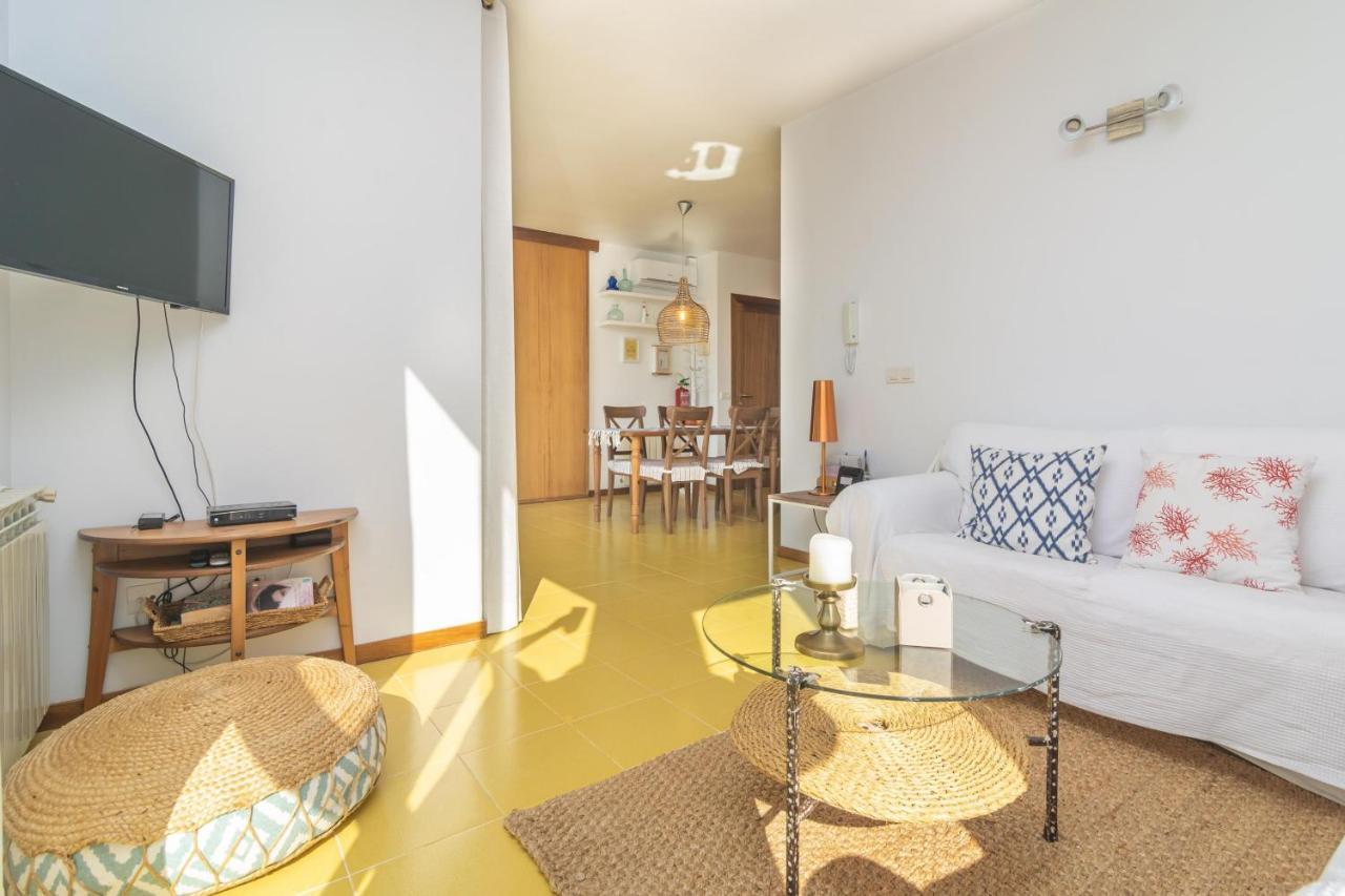 Mirella Apartment ปอร์ต เด โปเญนซา ภายนอก รูปภาพ