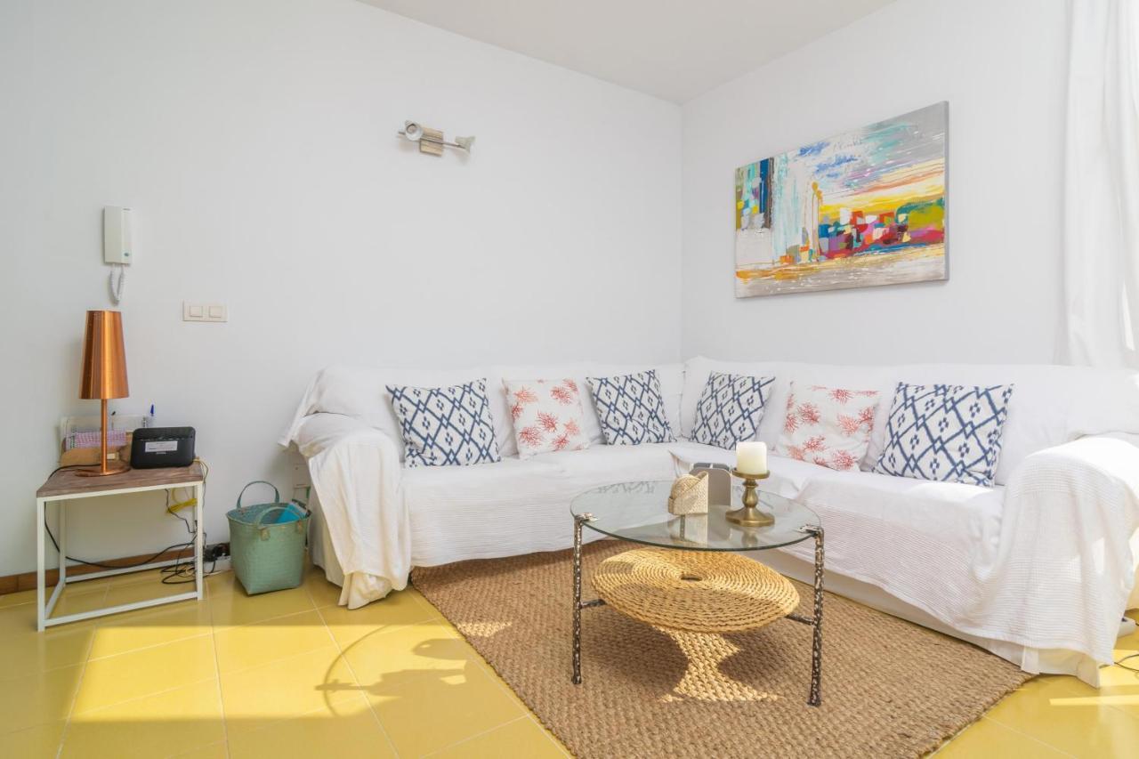 Mirella Apartment ปอร์ต เด โปเญนซา ภายนอก รูปภาพ